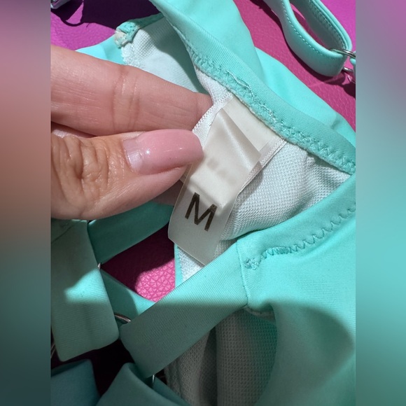 NWOT - Women One Piece Bathing Suit - Picture 5 of 6